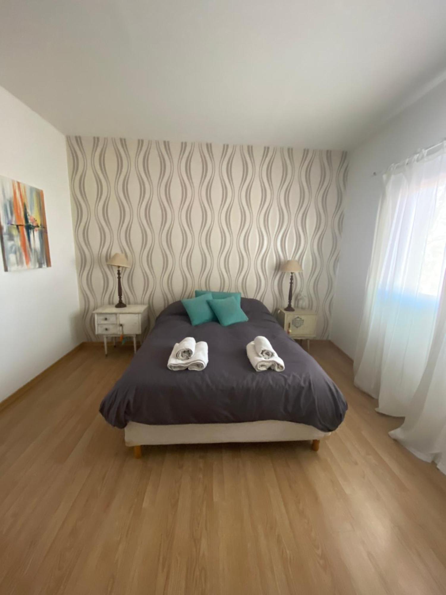 Puerta 460 Apartamento Mendoza